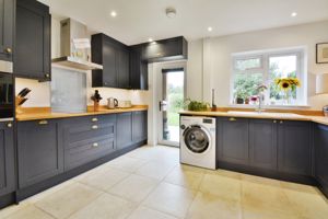 Kitchen- click for photo gallery